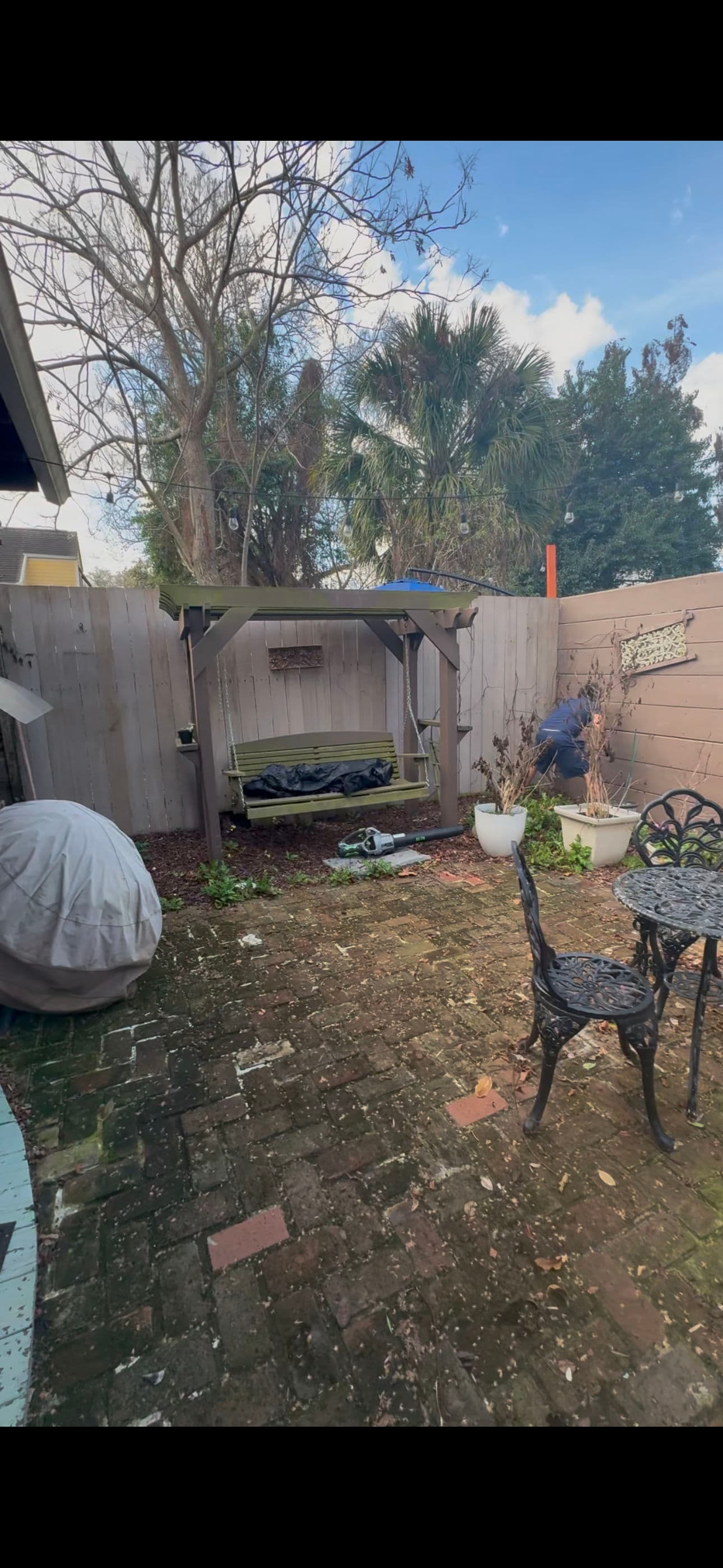 Gallery photos for Bywater Courtyard Makeover from Cluttered to Curated: Image #1