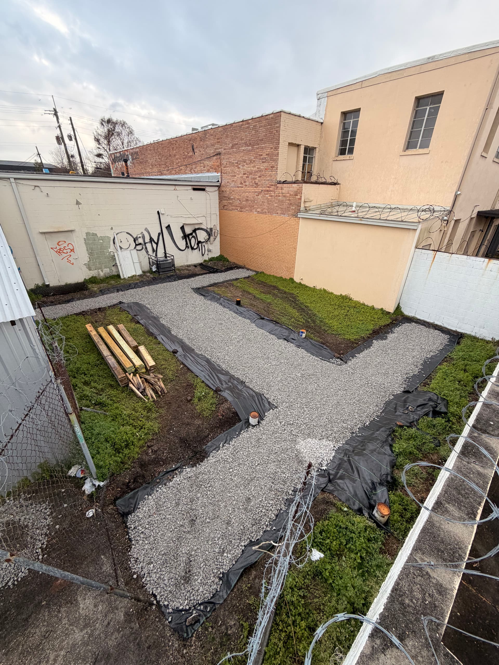 Gallery photos for Transforming an Urban Outdoor Space: Image #2