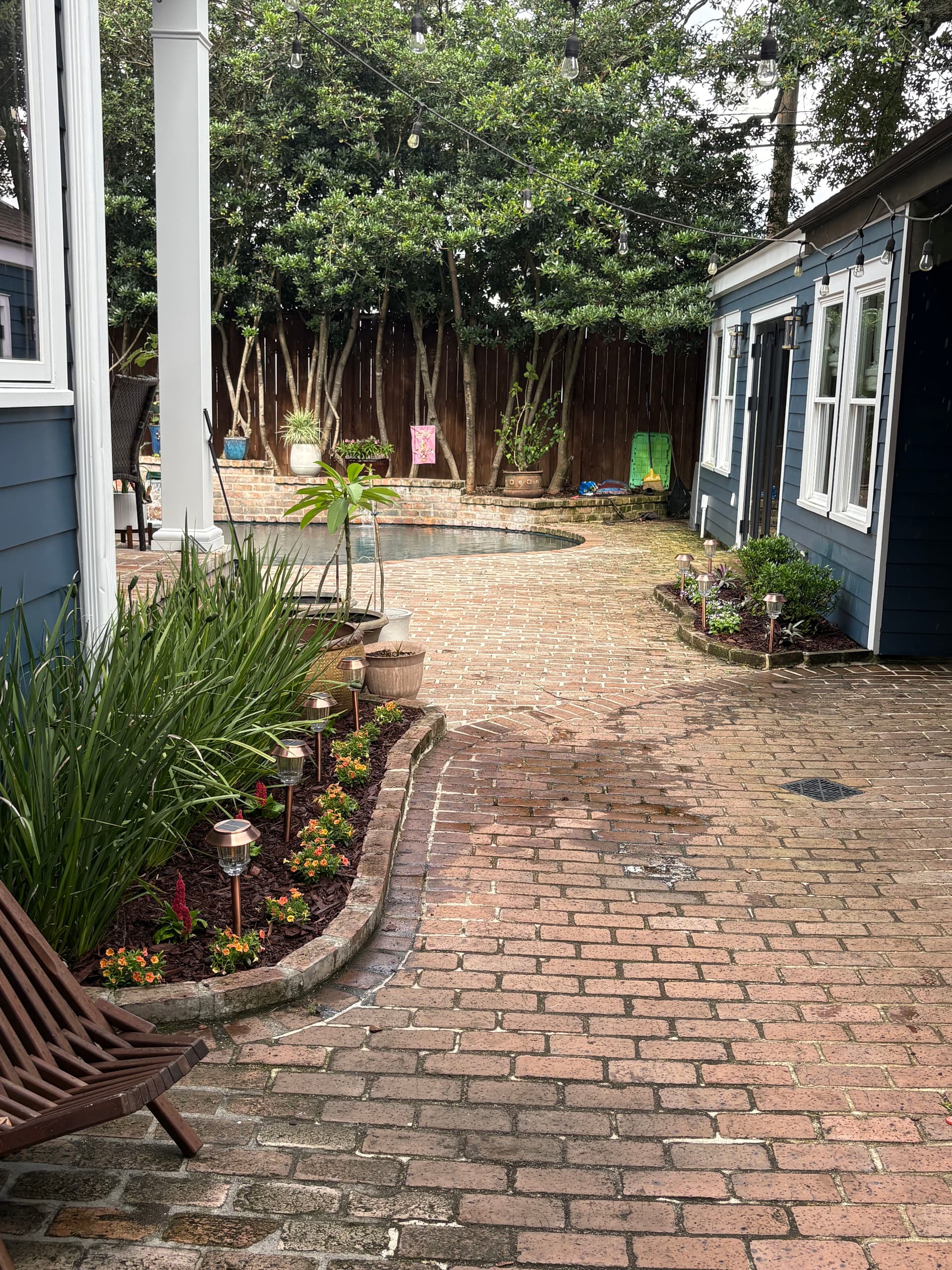 Gallery photos for Backyard Garden Refresh at a Lakeview Home: Image #8